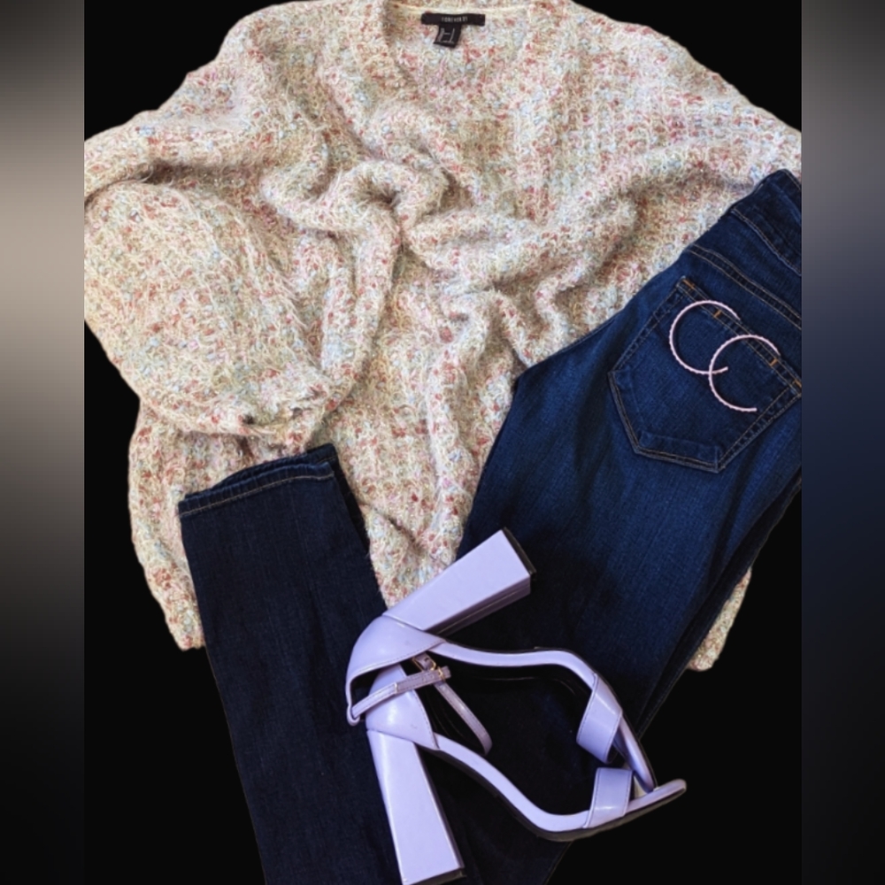 NWOT: Forever21 Sweater